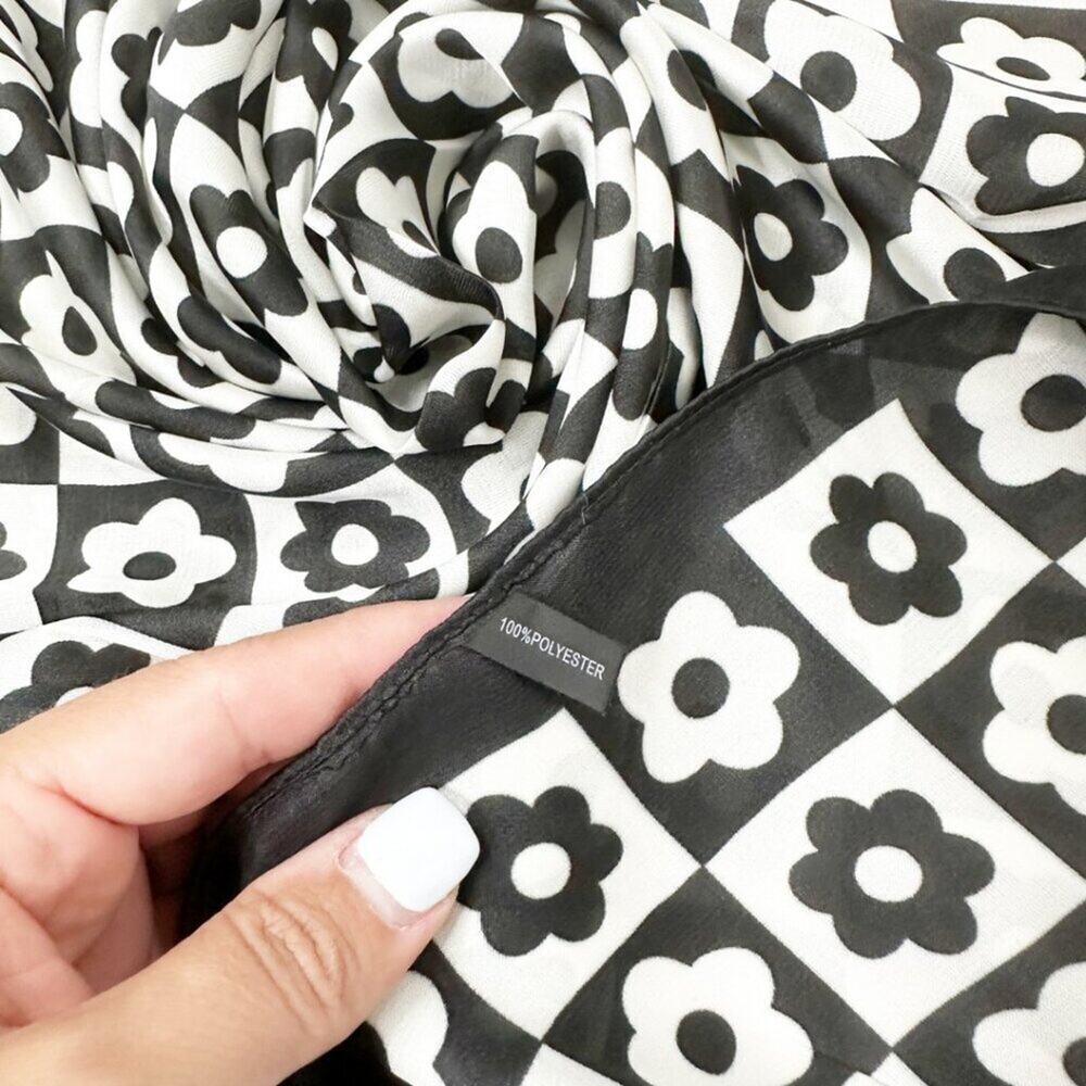 2/$30 NEW Groovy Retro Flower Power Black White Geometric Print Fashion Scarf - Picture 8 of 9
